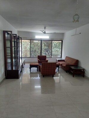 2 BHK Apartment For Rent in Sea Lord, Cuffe Parade