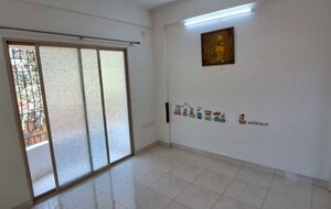 Room in 2 BHK Apartment at Oceanus Triton, Bellandur – for Rent