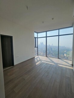 4 BHK + Servant Room,Study Room Apartment For Sale in Piramal Mahalaxmi
