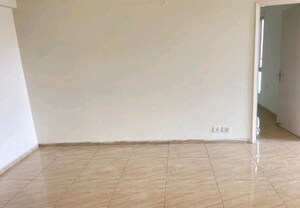 Room in 3 BHK Apartment at Gaur Atulyam, Omicron I Greater Noida – for Rent