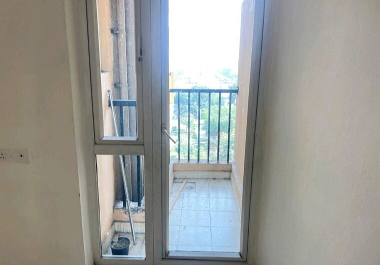 Room, gaur-atulyam 3 Bedroom 1300 Sq.Ft. Apartment In Omicron I Greater Noida Greater Noida 10352149
