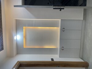 Furnished Amenities in 3 BHK Builder Floor at BPTP District 3, Sector 85 – for Sale
