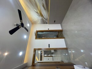 Furnished Amenities in 3 BHK Builder Floor at BPTP District 3, Sector 85 – for Sale