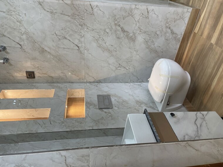 Bathroom, bptp-district-3 3 Bedroom 1620 Sq.Ft. Builder Floor In Sector 85 Faridabad 10352152