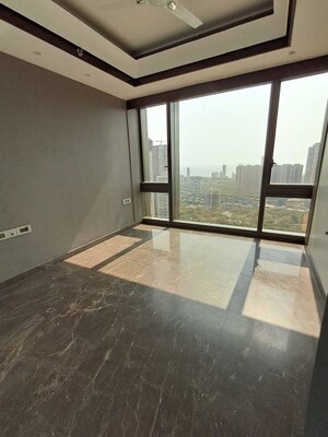 Room in 4 BHK Apartment at Lodha Trump Tower, Worli – for Sale