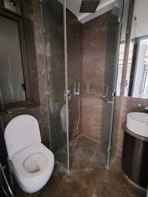 Bathroom in 4 BHK Apartment at Lodha Trump Tower, Worli – for Sale