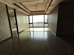 4 BHK + Pooja Room,Servant Room Apartment For Sale in Lodha Trump Tower
