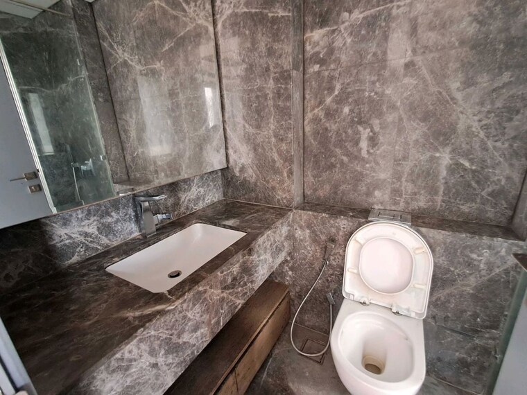 Bathroom, lodha-trump-tower 4 Bedroom 1670 Sq.Ft. Apartment In Worli Mumbai 10352169