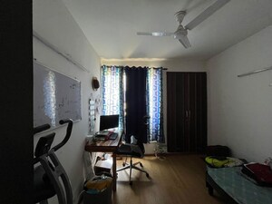 Living Room in 3 BHK Apartment at Unitech Fresco, Sector 50 – for Sale