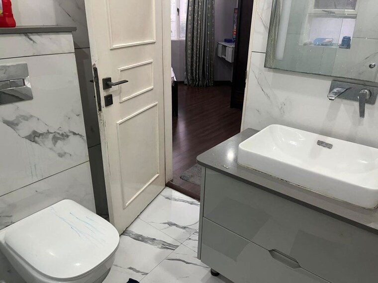 Bathroom, unitech-fresco 3 Bedroom 1877 Sq.Ft. Apartment In Sector 50 Gurgaon 10352239