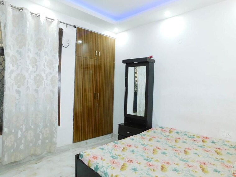 Bedroom, palm-residency-chhatarpur 3 Bedroom 1300 Sq.Ft. Apartment In Chattarpur Delhi 10352262