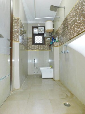 Bathroom in 3 BHK Apartment at Palm Residency Chhatarpur, Chattarpur – for Rent