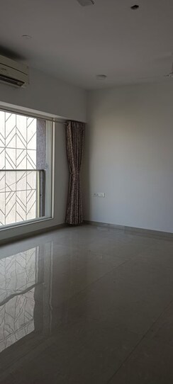 3 BHK + Servant Room Apartment For Rent in Monaliza Apartment