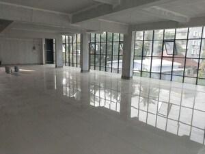 Parking in  Showroom at Kurla West – for Rent