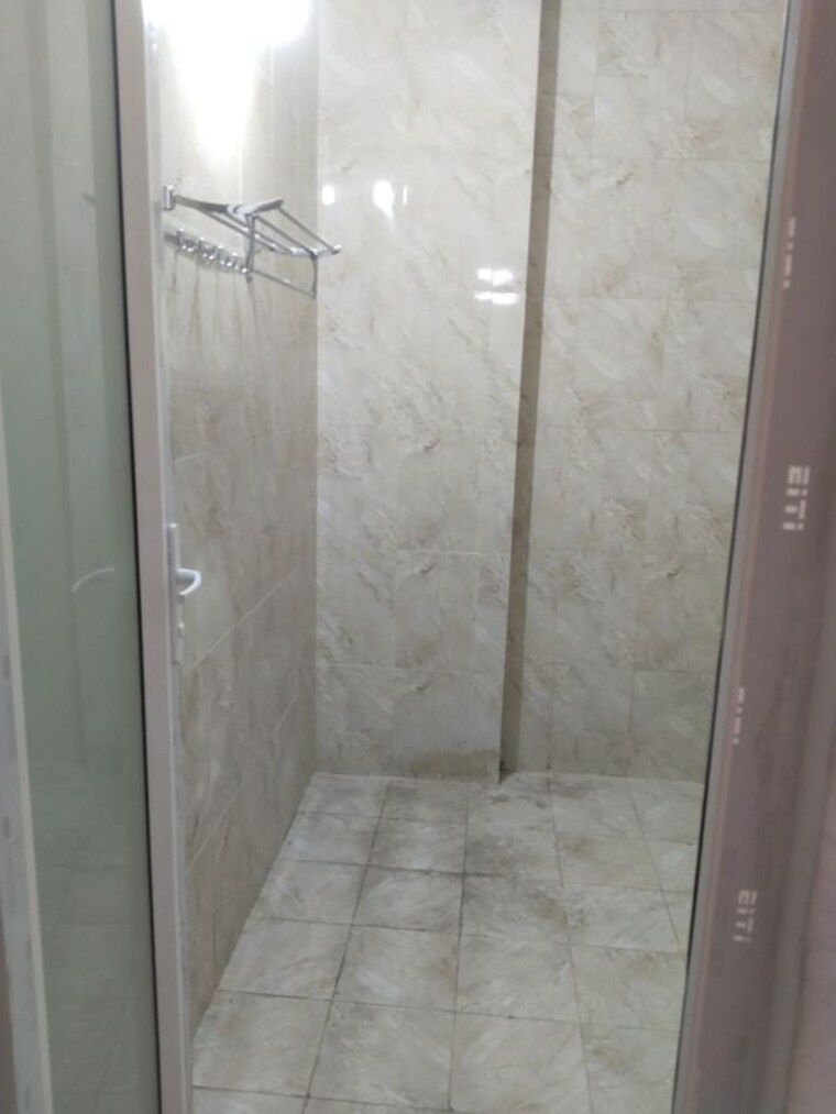 Bathroom, sector 36 1 Bedroom 1600 Sq.Ft. Builder Floor In Sector 36 Noida 10352278