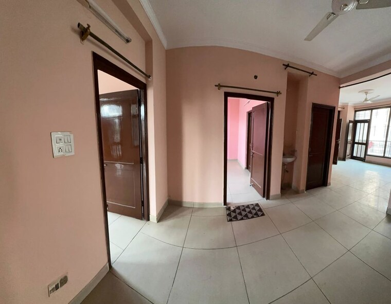undefined, preet colony 2 Bedroom 995 Sq.Ft. Apartment In Preet Colony Zirakpur 10350077