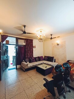 2 BHK + Store Room Builder Floor For Rent in Kalkaji