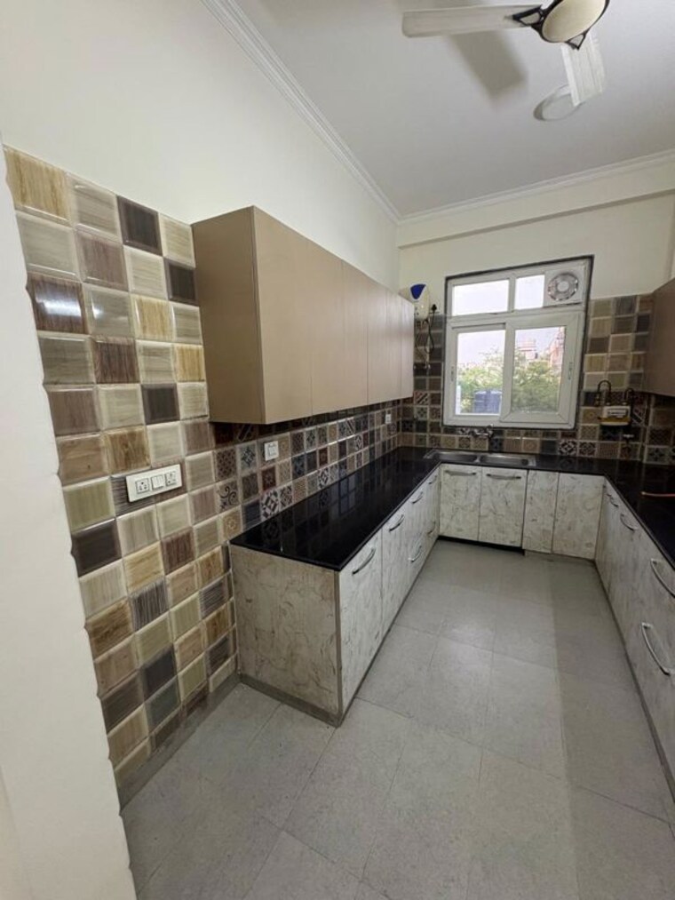 Kitchen, kalkaji 3 Bedroom 2200 Sq.Ft. Builder Floor In Kalkaji Delhi 10352392