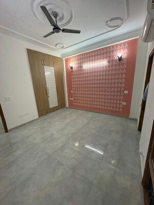 Master Bedroom in 3 BHK Builder Floor at Kalkaji – for Rent
