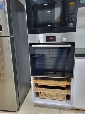 Furnished Amenities in 3.5 BHK Apartment at Panchshil Towers, Kharadi – for Rent