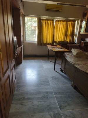 Living Room in 6 BHK Villa at Sector 26 Belapur – for Sale