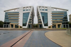  Office Space – Exterior View View at Hadapsar - for Rent