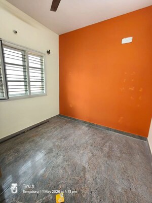 Room in 2 BHK Builder Floor at Hsr Layout Sector 3 – for Rent