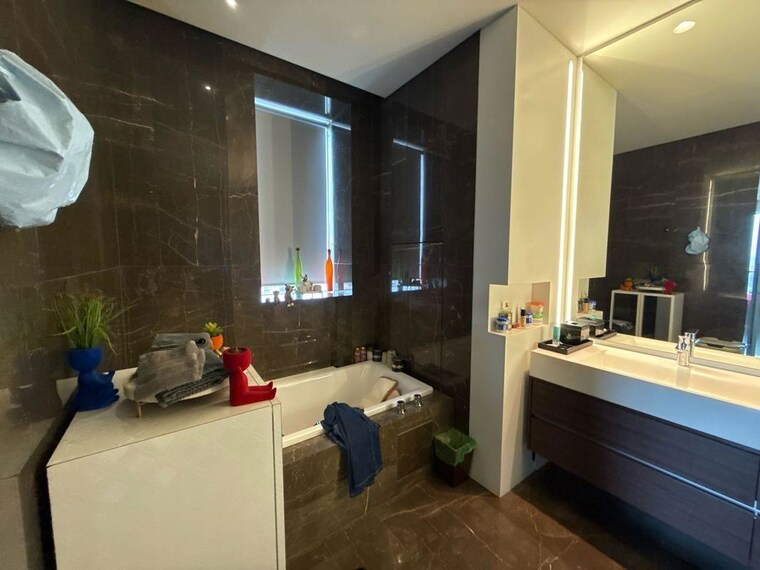 Bathroom, panchshil-trump-towers 5 Bedroom 4416 Sq.Ft. Apartment In Kalyani Nagar Pune 10352416