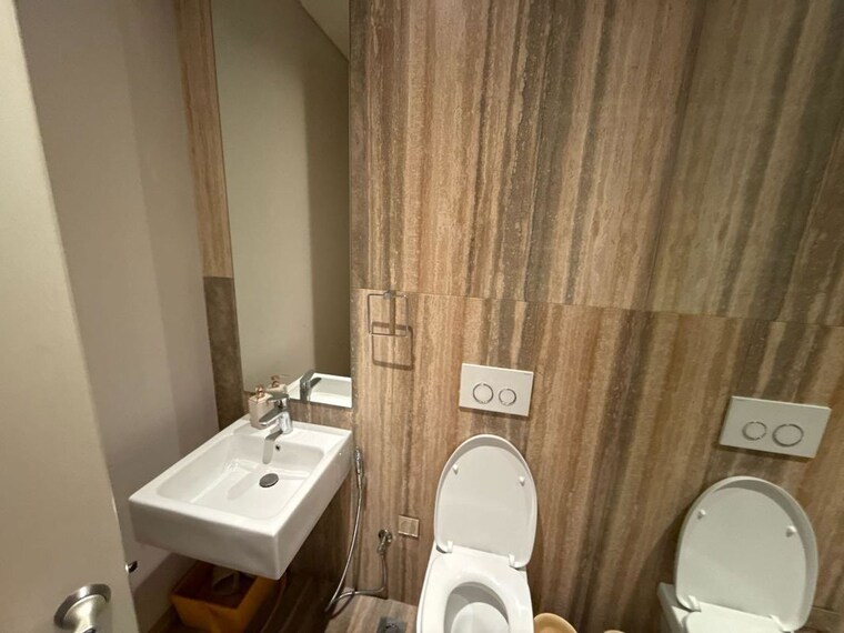 Bathroom, panchshil-trump-towers 5 Bedroom 4416 Sq.Ft. Apartment In Kalyani Nagar Pune 10352416