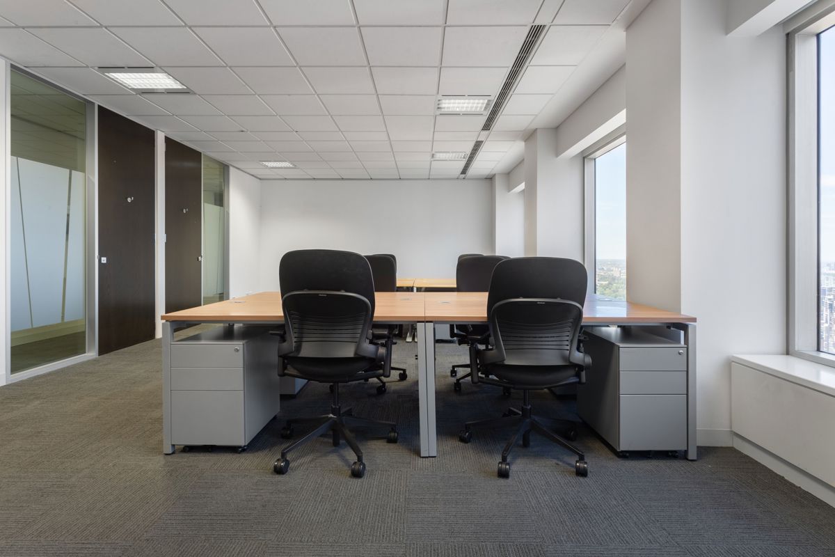 Office Space For Rent in Mani Casadona