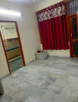 Bedroom in 2 BHK Villa at Aliganj – for Rent
