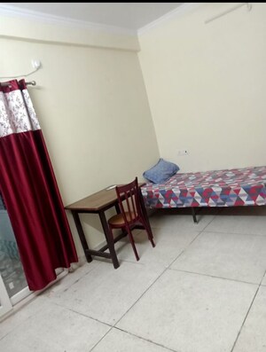Bedroom in 2 BHK Villa at Aliganj – for Rent