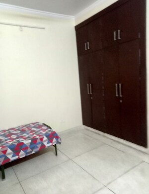 Room in 2 BHK Villa at Aliganj – for Rent