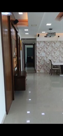 3 BHK Apartment For Rent in Sheth Polaris