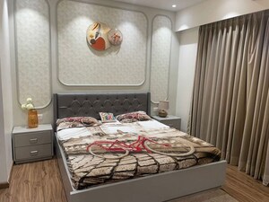 Bedroom in 3.5 BHK Apartment at Dlf Cyber City, Sector 24 – for Rent