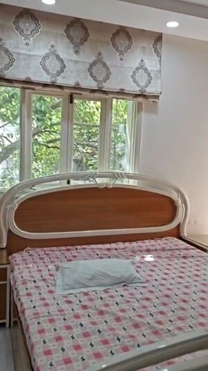 Furnished Amenities in 3 BHK Builder Floor at New Rajinder Nagar – for Rent