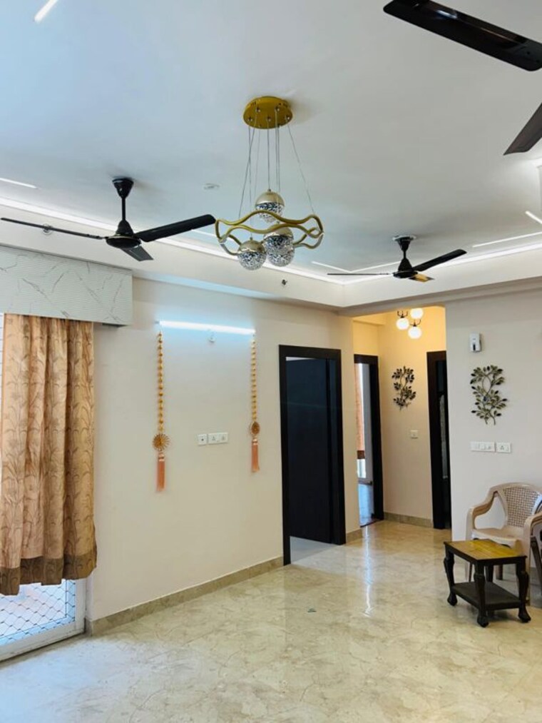 Living Room, amrapali-kingswood 3 Bedroom 1115 Sq.Ft. Apartment In Sector 4 Greater Noida Greater Noida 10352524
