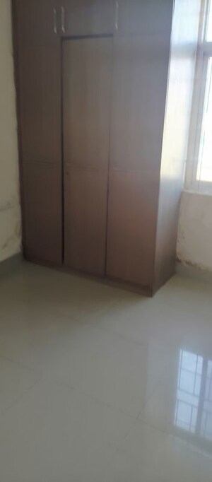 Room in 2 BHK Apartment at Empire Meadows, Ameenpur – for Sale