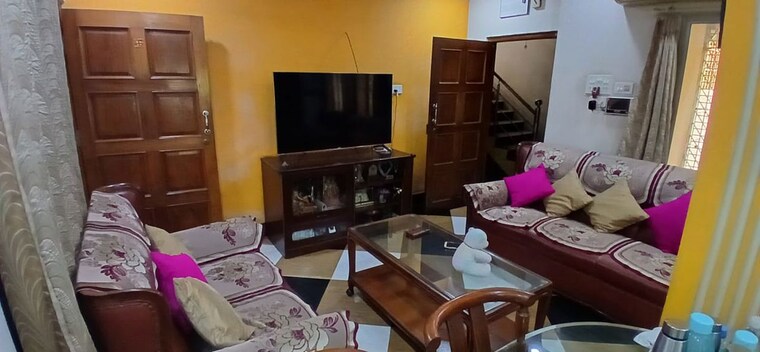 Living Room, kasba 4 Bedroom 2200 Sq.Ft. Independent House In Kasba Kolkata 10352544