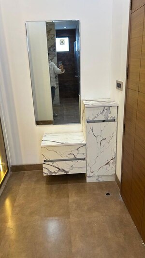 Bathroom in 4 BHK Builder Floor at Suncity Avenue 102, Sector 102 – for Sale