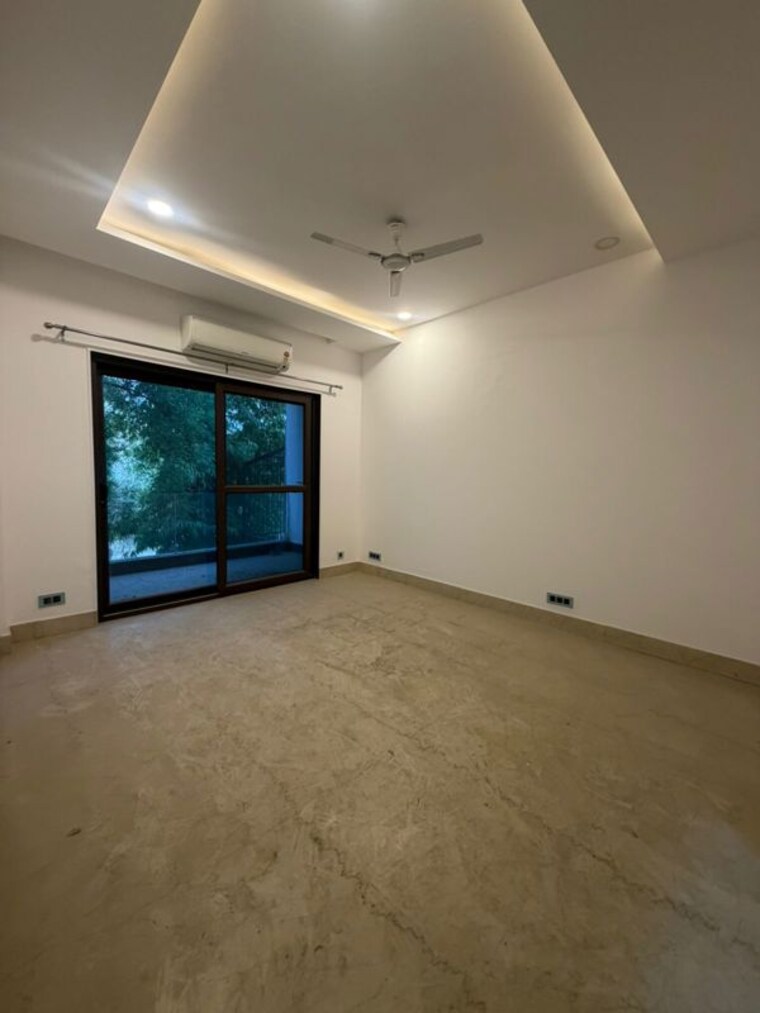 Room, unitech-south-city-1 3 Bedroom 2500 Sq.Ft. Builder Floor In South City 1 Gurgaon 10348454