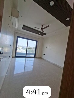 4 BHK + Servant Room Apartment For Sale in Vipul Orchid Gardens