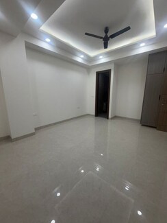 3 BHK + Extra Room Builder Floor For Rent in Sector 15 II