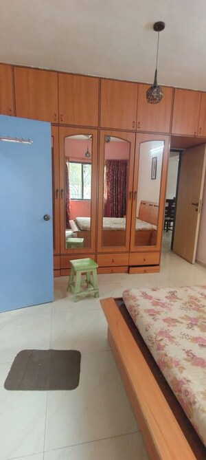 Room in 1 BHK Apartment at Vasant Valley Complex, Malad East – for Rent