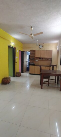 1 BHK Apartment For Rent in Vasant Valley Complex