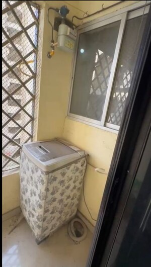 Bathroom in 2 BHK Apartment at Ashish Swapnalok Towers, Goregaon East – for Rent
