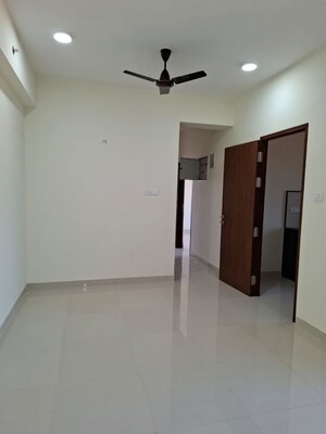 1 BHK Apartment For Sale in Je And Vee Shiv Krupa, Malad East