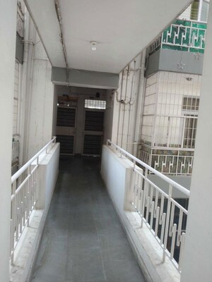 Staircase in 3 BHK Builder Floor at Maple Heights, Sector 43 – for Rent