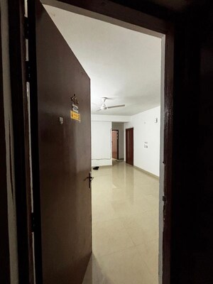 Room in 2.5 BHK Apartment at ROF Amaltas, Sector 92 – for Sale