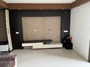 Furnished Amenities in 3 BHK Apartment at Binori Solitaire, Bopal – for Rent